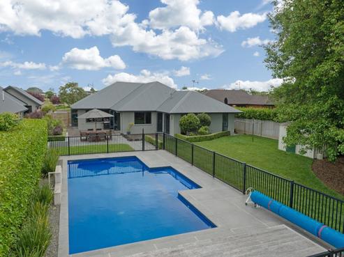 9 Rembrandt Terrace, Huntington