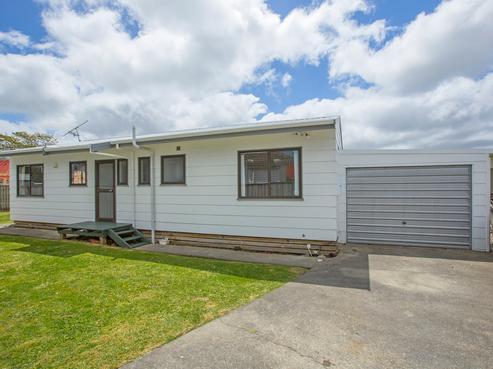 11A Mcbain Grove, Avalon