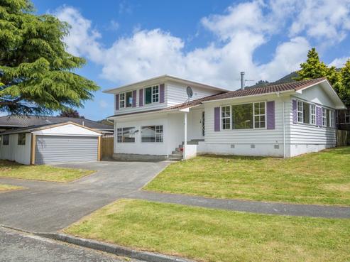 7 Montana Road, Totara Park