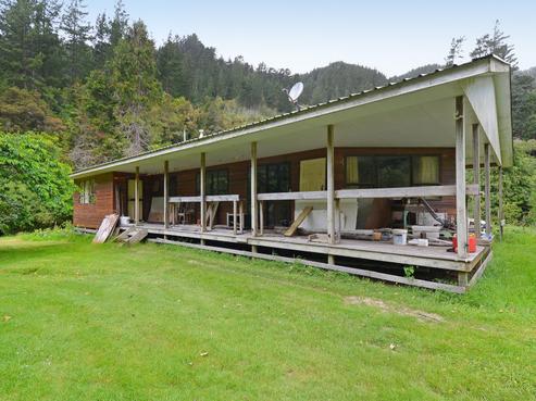 2406 Akatarawa Road, Akatarawa