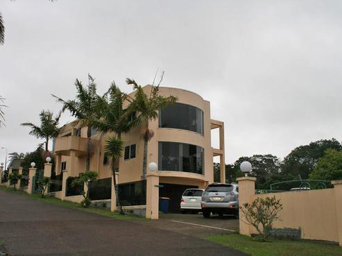 14 Belvedere Court, West Harbour