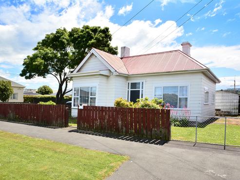 12 Young Street, Saint Kilda