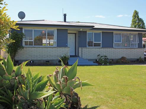 4 Grant Place, Greenmeadows
