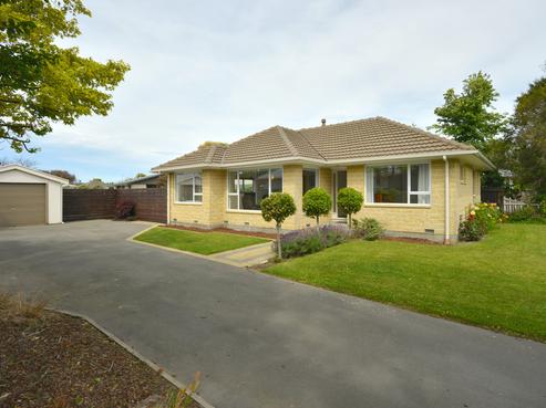 8 Harling Avenue, Hillmorton