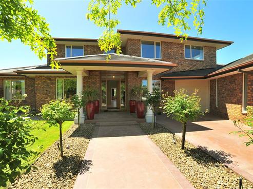 86 Regents Park Drive, Casebrook