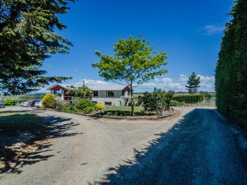 105 Brookfield Road, Fairview