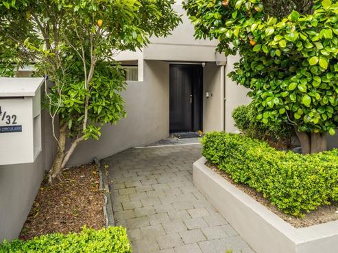 4/32 Hobson Street, Thorndon