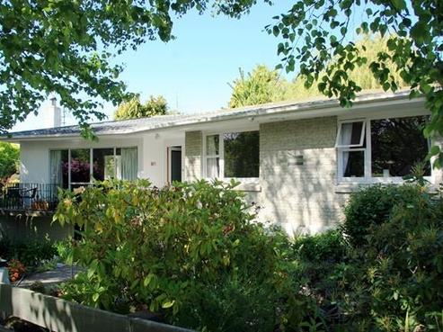 65 Hall Road, Sawyers Bay
