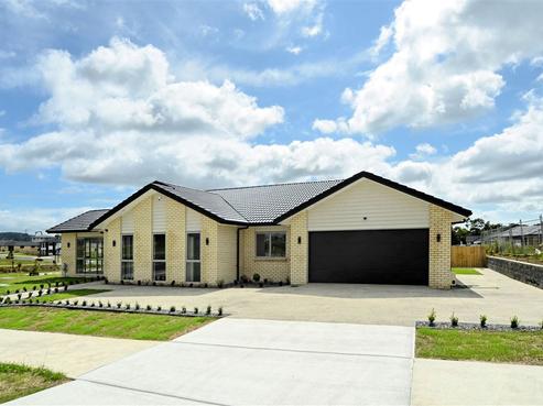 1 Turpin Road, Riverhead