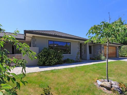 4 Ridings Grove, Richmond
