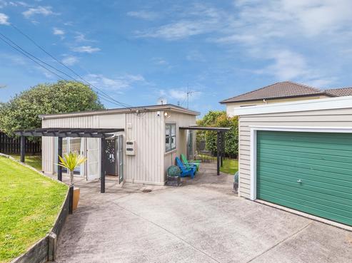 44 Haughey Avenue, Three Kings