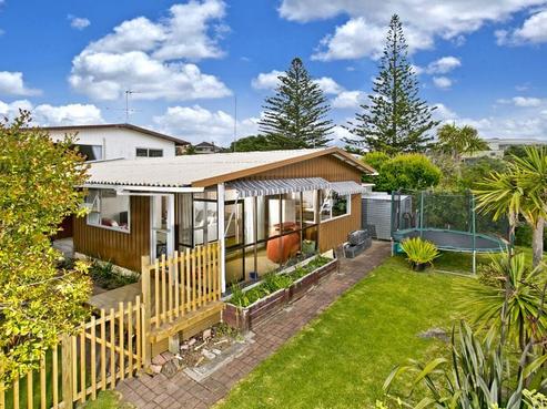 5/15 Omana Road, Milford