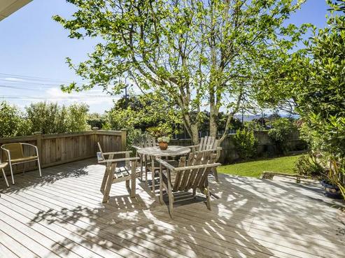 140A Beach Road, Castor Bay