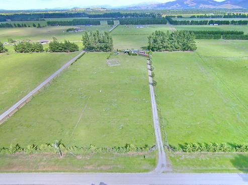 89 Leslies Road, Cust