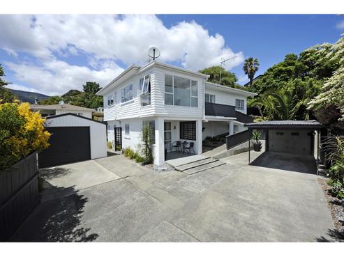 8 Isel Place, Stoke