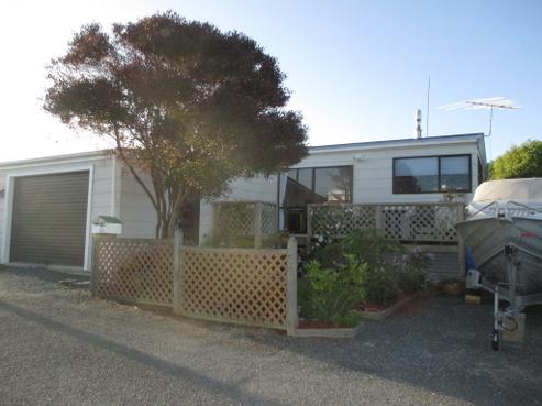 13 Matai Street, Kaka Point