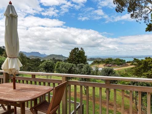 71 Owhiwa Road, Parua Bay