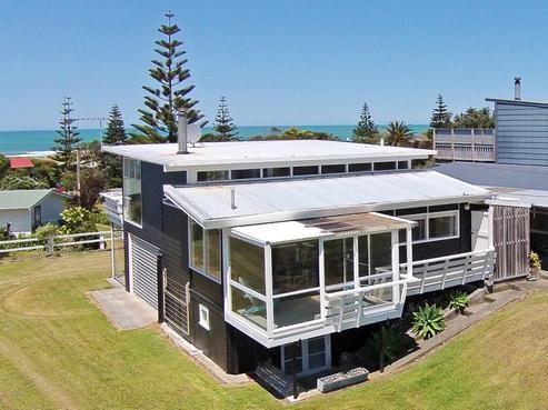 21 Pinedale Crescent, Riversdale Beach