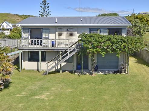 108 Blue Pacific Parade, Riversdale Beach