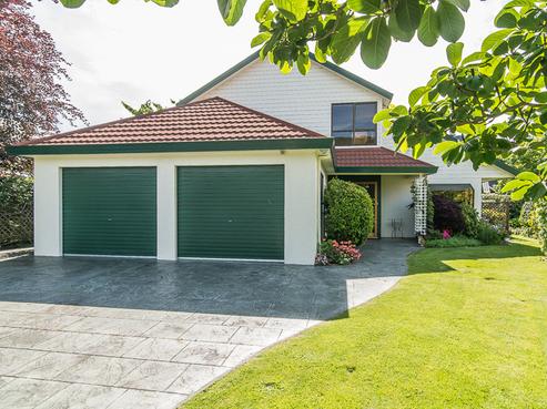 13 Hurunui Street, Waikanae