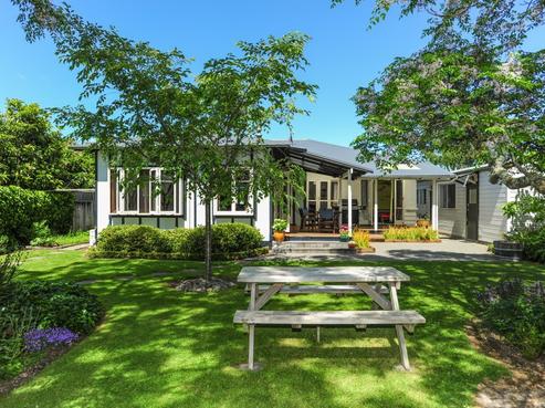 704 Ellison Road, Parkvale