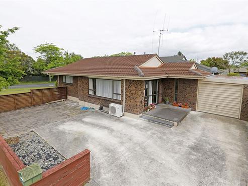 39 Chedworth Avenue, Chedworth