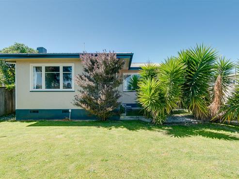 307 Nottingley Road, Frimley