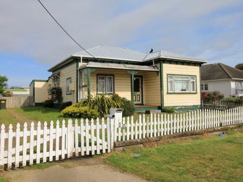 10 Johnston Street, Foxton
