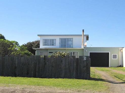 31 Hunia Terrace, Himatangi Beach