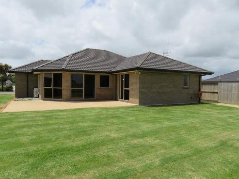 60 Darlington Street, Ngatea