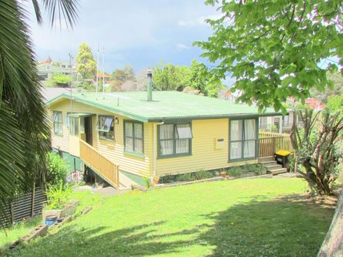 110 Hays Place, Thames