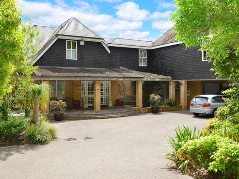 1132 Whangaparaoa Road, Tindalls Beach
