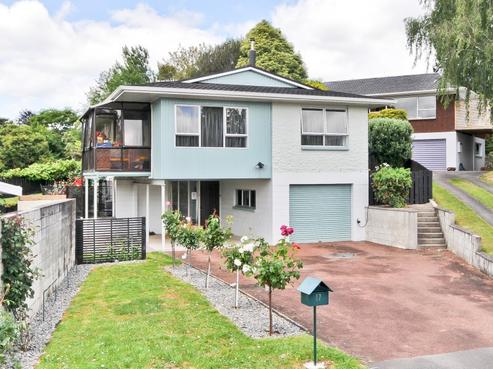 17 Dawn Rise, Glenview
