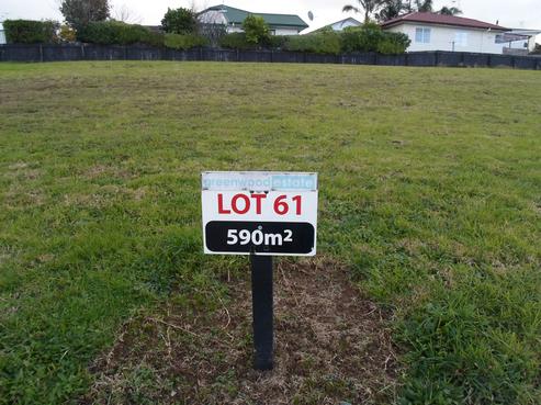 49 Pebble Beach Boulevard, Kamo
