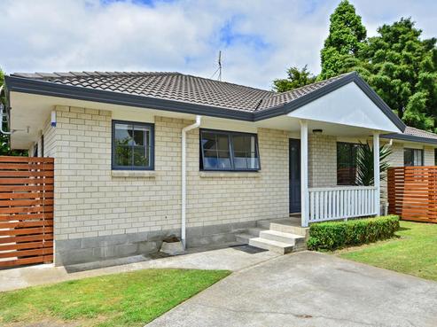 15B Bunnythorpe Road, Papakura