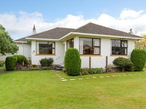 9C Paynters Avenue, Strandon