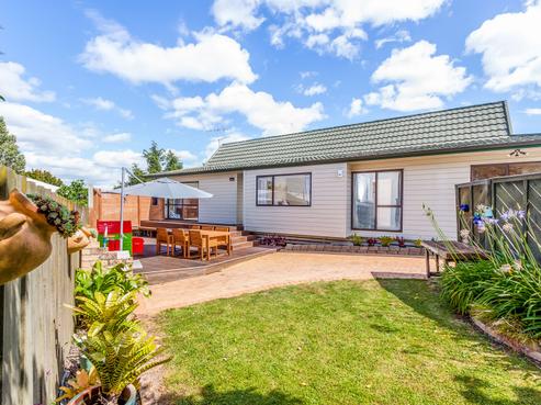 10 Bradbury Road, Botany Downs