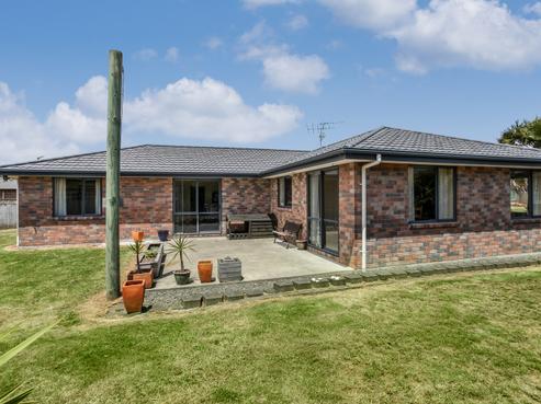21 Ernest Shackleton Place, Waiuku