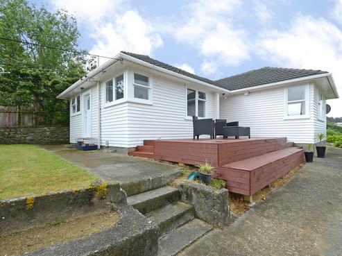 95 Bird Grove, Stokes Valley