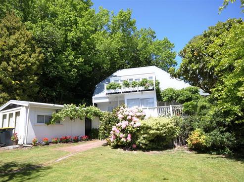 227 Beach Road, Akaroa