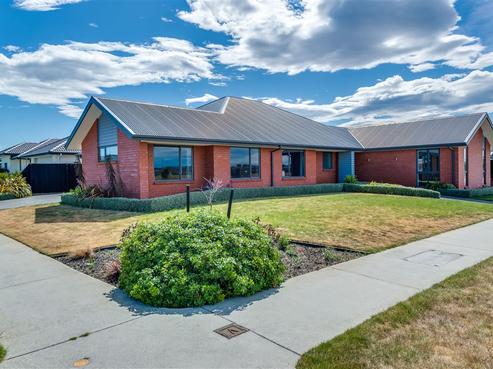 21 Awarua Road, Pegasus