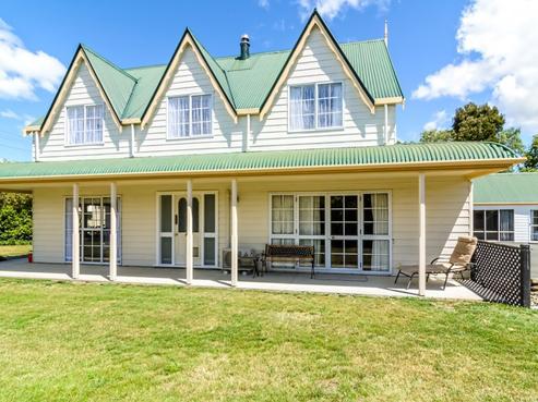 6 Hursthouse Street, Lower Moutere