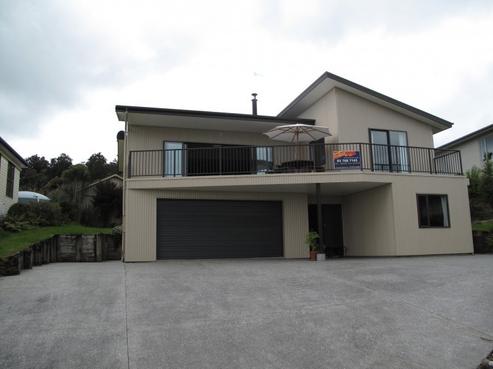 11 Ranui Place, Moana / Lake Brunner