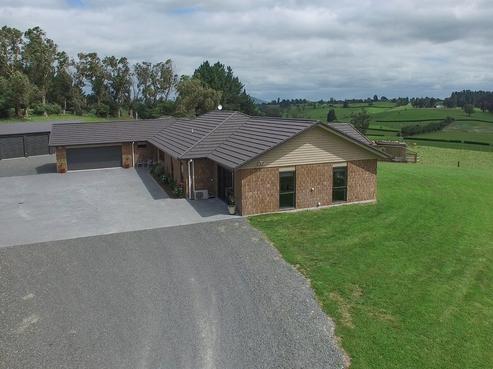 109 Anderson Road, Ngahinapouri