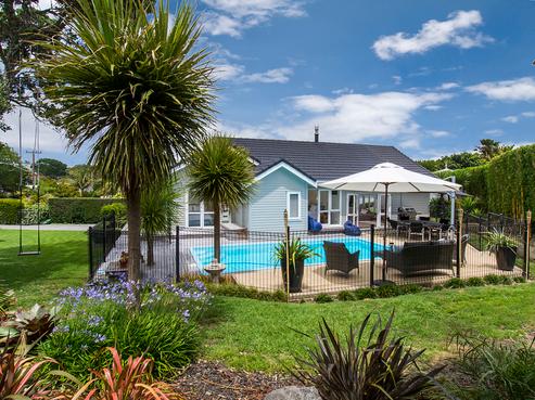 10 Marine Parade, Mellons Bay