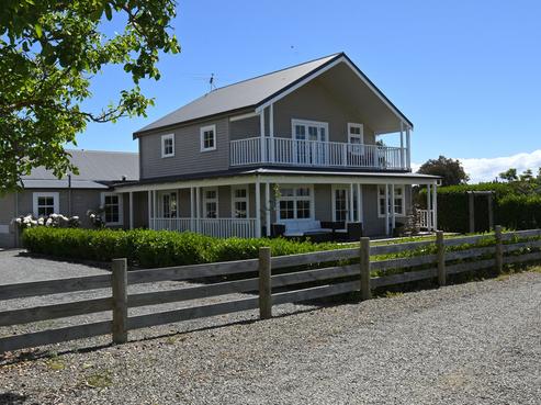 59 Oxford Street, Martinborough