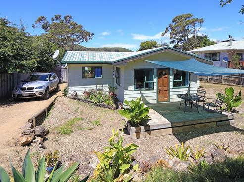9 Sea View Road, Ostend