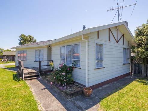17 Delaware Grove, Totara Park