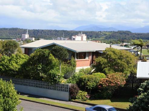 30 Bonar Drive, Hokitika