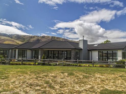 2A Alpha Street, Cromwell